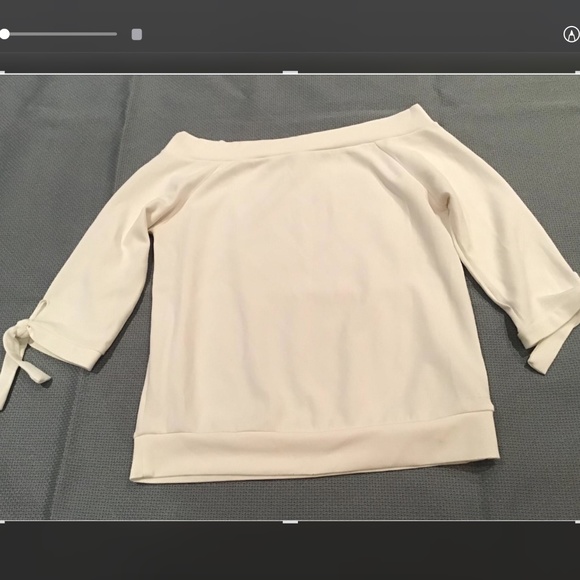 Dynamite 3/4 sleeve top - Picture 1 of 1